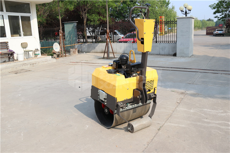 引起小型壓路機(jī)價(jià)格不穩(wěn)定的原因是什么原因呢？